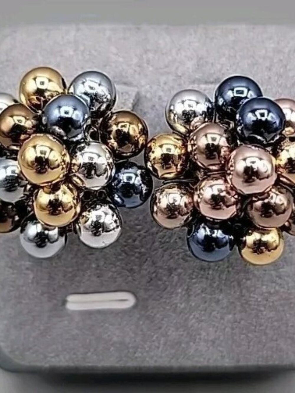 Vintage Vogue Mixed Metallic Beaded Cluster Clip On Earrings 3-D Dome Shape